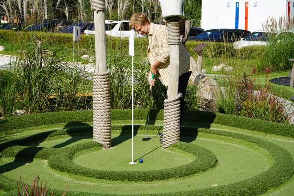 A person golfing.
